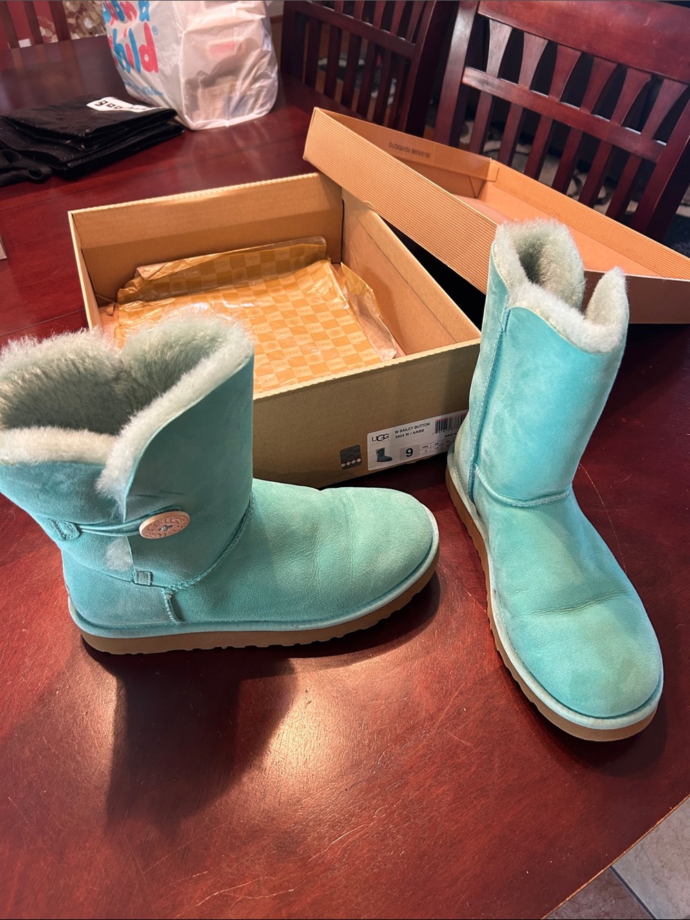 UGG Short Shearling Boots in Aqua Blue